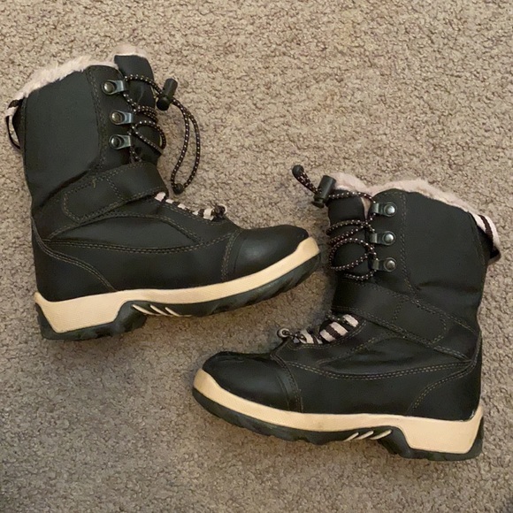 Girls Winter Boots - Picture 3 of 7